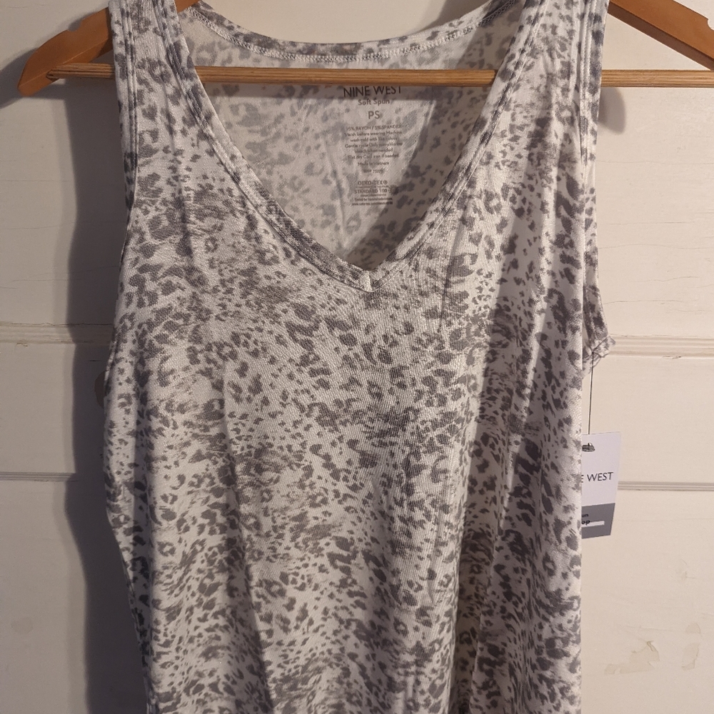 Petite small women's nine west tank top animal print new with tags